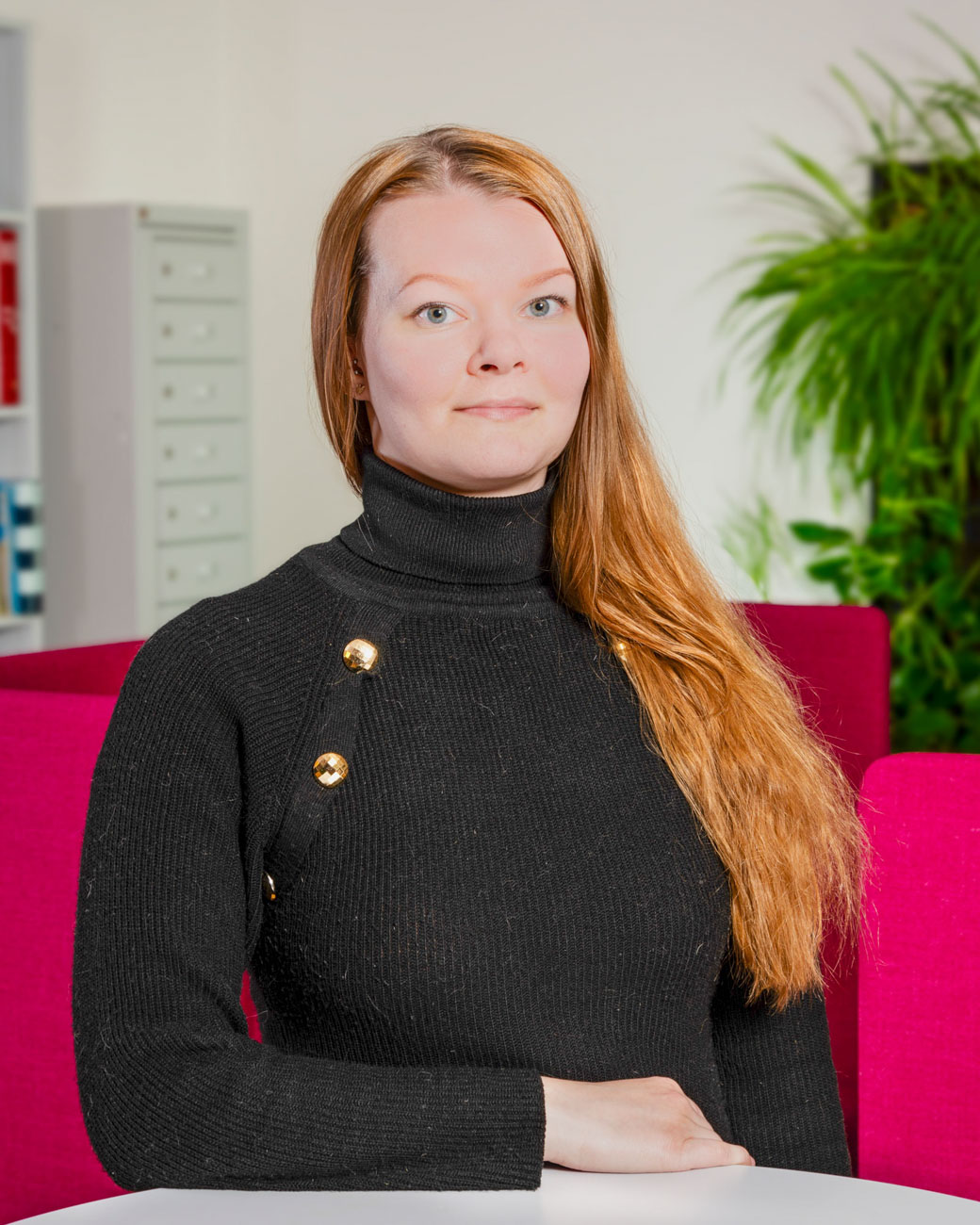 Porträtt av Moa Naalisvaara Engman 