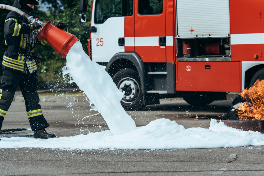 Släckning med brandskum